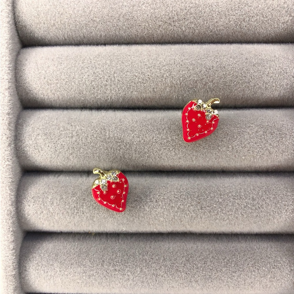 ✨Cute Red Strawberry Earrings